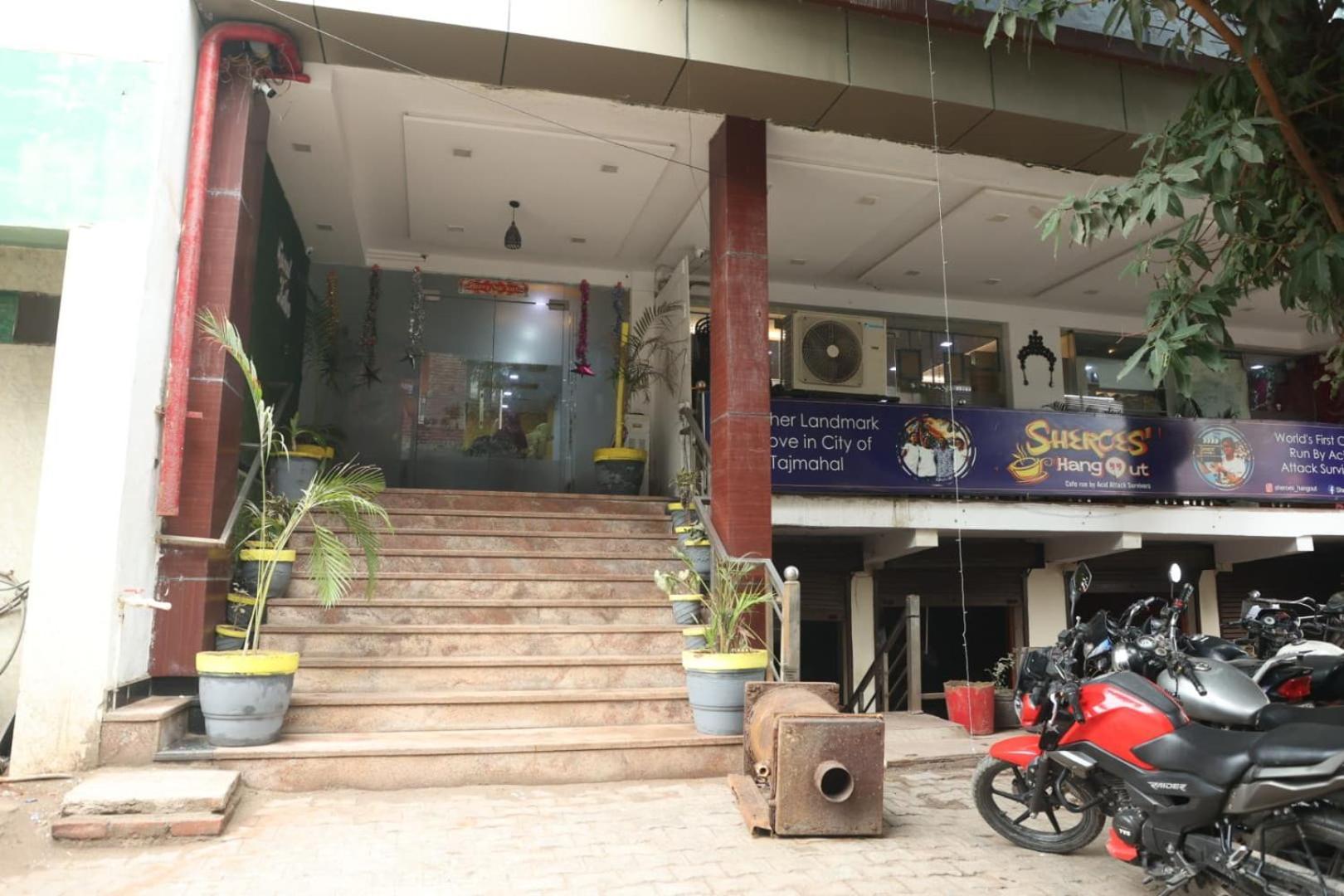 Hotel Grand Father Agra  Extérieur photo